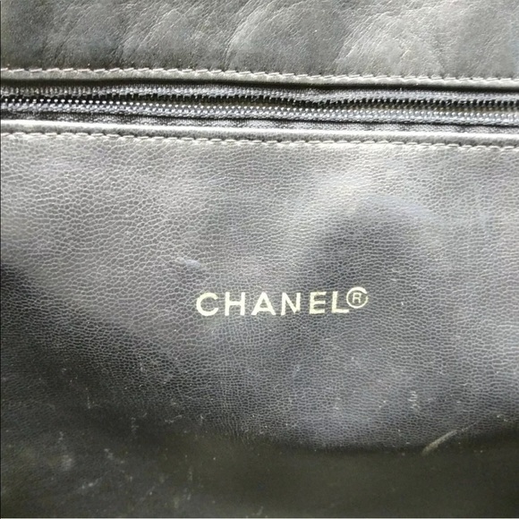 Chanel Navy Blue Lambskin Quilted Gold Chain Tote Bag - Picture 7 of 10